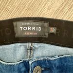 Torrid  Bombshell Skinny Jean Premium Stretch Photo 3