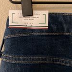 Tommy Hilfiger  New Classic Straight European Jeans- Tia 28 x 30 Photo 5
