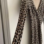 EXPRESS Sexy Basic Vneck Leopard Print Photo 2