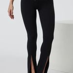 Vuori  Daily Split Flare Leggings Photo 0