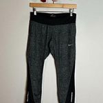 Nike 🌺  Running animal print cropped leggings Photo 0