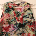 Love Tree Tropical Top Photo 4