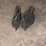 Me Too ruffle romantic suede leather gray heeled ankle boots size 8 Photo 5