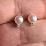 14 Karat Gold Pearl and Diamond Stud Earrings Pearl Pink Tone No Backs Untested White Photo 3