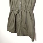 Wild Fable Short Sleeve Full front zip Woven Romper Olive green size medium Photo 3