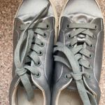 Lola Cruz Wink Sneakers Photo 4