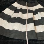 Xhilaration Classic White & Black Scalloped Textured Pleated Full Skirt Small Photo 4