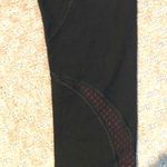 Lorna Jane Mint condition  cropped leggings. Black and burgundy. Sz S Photo 3