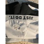 Nike X-Large Dri fit black and white shorts Photo 4