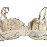Nina Ricci Paris Women’s Size 32 C Cream Ivory Lace Lightly Padded Bra Photo 3