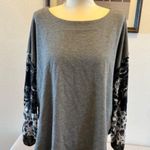 Eyeshadow  patchwork sleeve top Photo 0