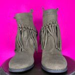 sbicca  Kathrin Taupe Suede Fringe Pull On Block Heel Boot Size 6.5 Photo 1