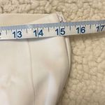 CHAPS Woman's White Fitted Capri Pants Size 10 Photo 5