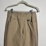 Lulu B Capri Pull On Pant Women 6 Tan/Stone Stretch Golf Sport Active Preppy Tan Photo 2