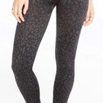 Spanx Assets Red Hot Label Seamless Subtle Black Leopard/Cheetah Rib Legging, L Photo 0