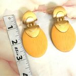 P.E.P vintage satin brushed gold tone yellow statement post earrings Photo 7