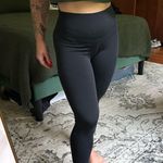Aerie  Offline 3/4 Crop High Rise Leggings Photo 1