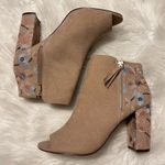 SO  Embroidered Ankle Boots Booties Open Toe Chunky Heel Faux Suede Size 9.5 Photo 2