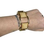 FINE CUT COLORED LUCITE RECTANGLE STUD METAL CASTING STRETCHABLE BRACELET Gold Photo 3