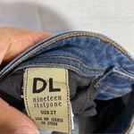 DL1961 Florence Skinny Jean Medium Wash Denim Stretchy Womens Size 27 Photo 8