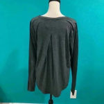 Gap  fit long sleeve grey shirt in size large Photo 2