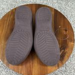 Crocs sandals flats women’s size 5 Photo 4