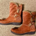 Easy Spirit Comfy & funky suede rust colored  Boots. Sz 6.5. Photo 1