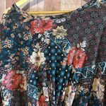 Daytrip  Floral Mesh Top Size‎ Small Photo 2