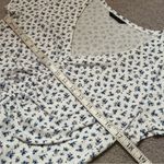 SheIn Blue & White Ditsy Floral V-Neck Drawstring Short Sleeve Crop Top Photo 7