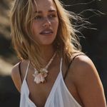 Free People  Ariana Ost Bohemian Beachy Retro 70s Shard Spike Shell Necklace NWT Photo 2