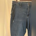 Sincerely Jules Wide Photo 1