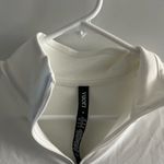 Vuori  Lux Performance Long Sleeve Top Photo 3