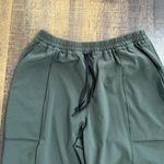 Lululemon Evergreen Final Play Crop *23" Size 6 Photo 2