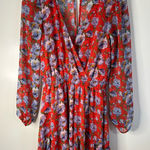 Mi Ami Red V Photo 0