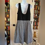 J. McLaughlin  Scoop Neck Sleeveless Fit and Flare Dress with Linen Skirt Size L Photo 5