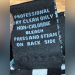 Cynthia Rowley 🏷️🏷️ women’s 8 fitted black/white print mini skirt Photo 5