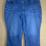 Lee  Modern Series Curvy Fit Women's Blue Denim Capris Jeans Size 22W Short EUC Photo 0