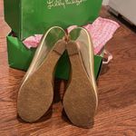 Lilly Pulitzer gold peep toe wedges size 7 Photo 4