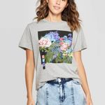 Mighty fine | Blurred Flower Photoreal Short Sleeve Graphic Tee | Large Photo 0