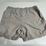 Columbia Women’s hiking shorts size medium Photo 8