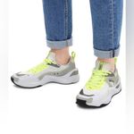 Puma Women's Rise Glow Low Top Sneakers Size 8 Photo 8