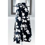 Isaac Mizrahi  Pleated Flare Floral Skirt, Size 10 New w/o Tag Retail $150 Photo 2