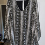 Show Me Your Mumu Monochrome Snake Print Tunic Photo 0
