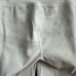 Alo Yoga Size XS High-Waist White Camo Vapor Legging Compresses Lift Preppy Fem Photo 9