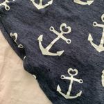 Eyeshadow blue anchor tank top Photo 3