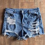 American Eagle  Mom Short Stretch Distressed High Rise Denim Jean Shorts Size 16 Photo 1