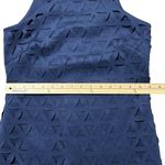 Lilly Pulitzer Daisy Laser Cut Scuba Dress Sz XS Navy Preppy Resort Country Club Photo 6