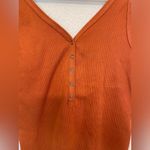 Abercrombie & Fitch  NWT Women's Orange Sleeveless‎ Top Size XS Photo 1
