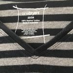 Lane Bryant FINAL MARKDOWN Ladies  tee 22/24 Photo 2