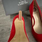 Vince Camuto NWB  Thanley Cherry Berry True Suede Pumps Size 8.5 Photo 2